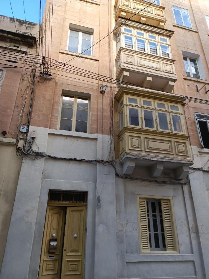 Chic 2Bedroom Apartment Near Sliema Ferries Cesi1-1 エクステリア 写真